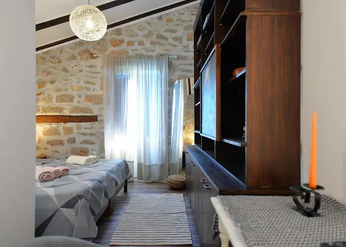 Melon-1, Murter, House For Rest * Murter