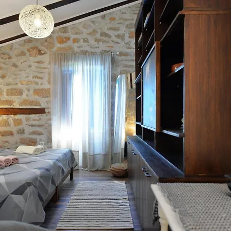 Melon-1, Murter, House For Rest * Murter