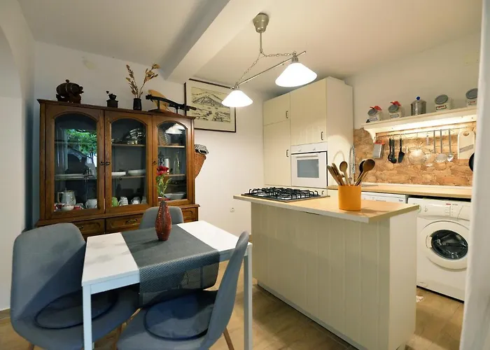 Melon-1, Murter, House For Rest * Murter