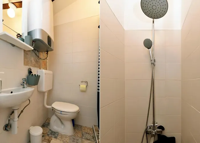 Melon-1, Murter, House For Rest